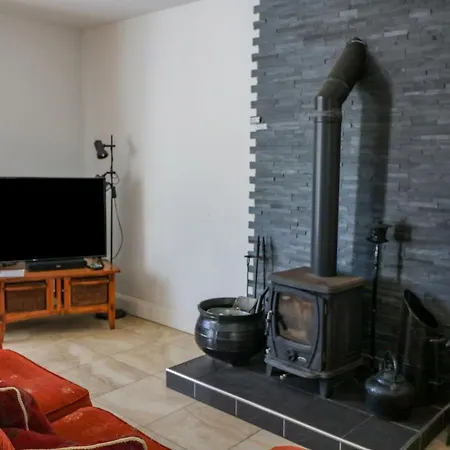 Holiday home Beehive Kilbrittain